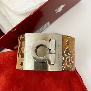 SALVATORE FERRAGAMO Wide Gancio Cuff